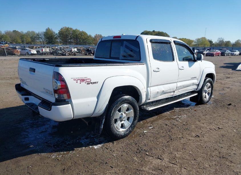 Photo 4 of 2010 Toyota Tacoma DOUBLE CAB PRERUNNER (VIN 3TMJU4GN4AM098997)