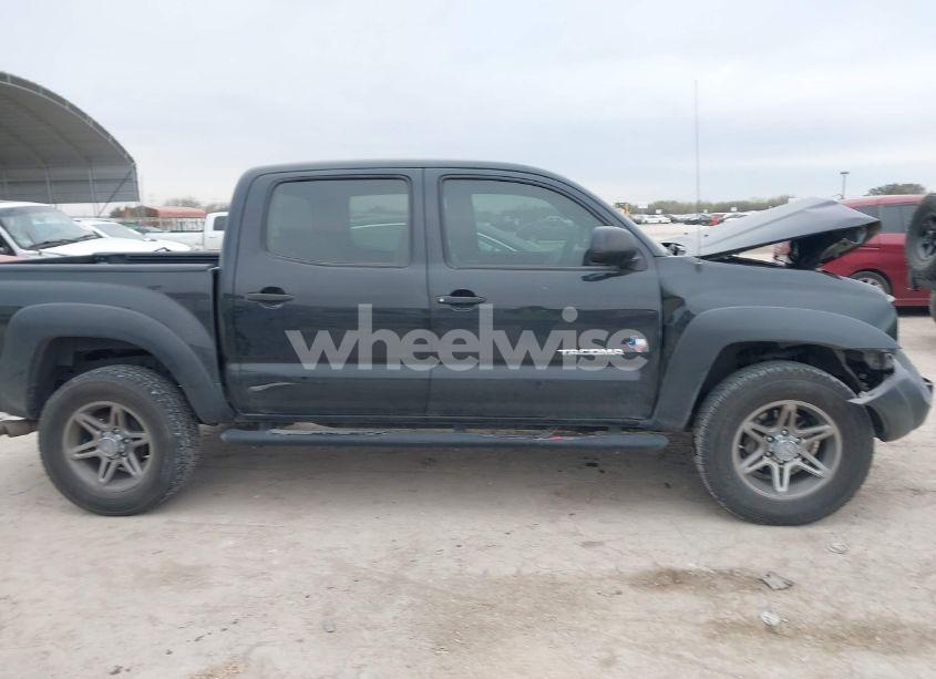 Photo 14 of 2010 Toyota Tacoma PRERUNNER V6 (VIN 3TMJU4GN4AM099955)