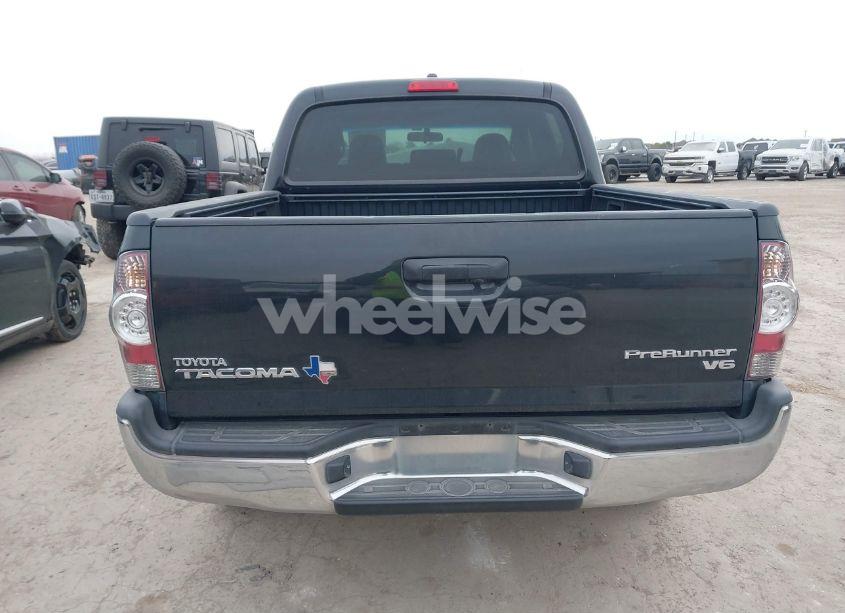 Photo 17 of 2010 Toyota Tacoma PRERUNNER V6 (VIN 3TMJU4GN4AM099955)