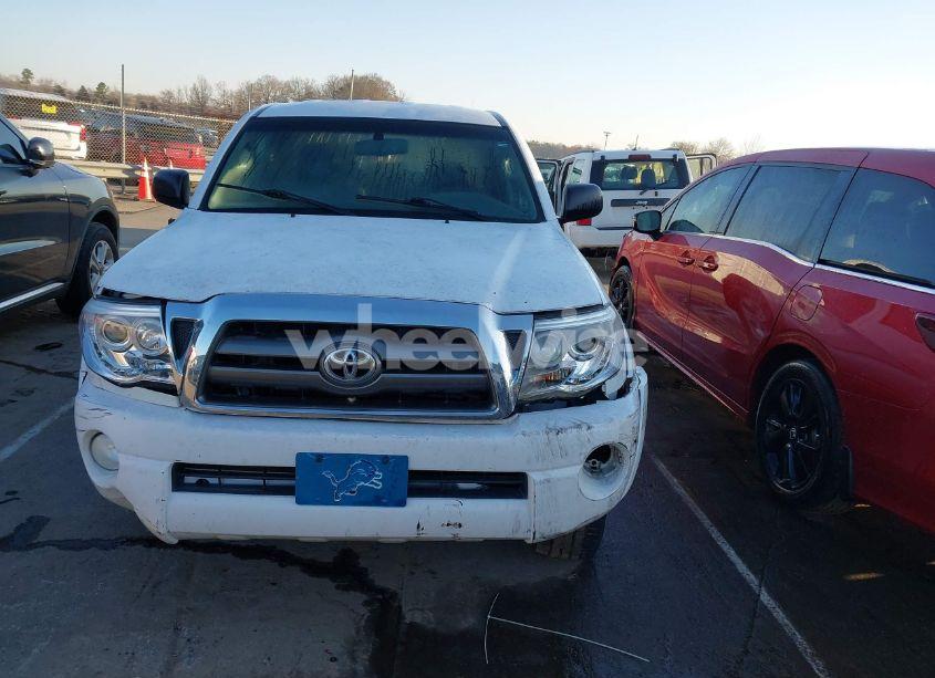 Photo 12 of 2010 Toyota Tacoma PRERUNNER V6 (VIN 3TMJU4GN4AM100621)