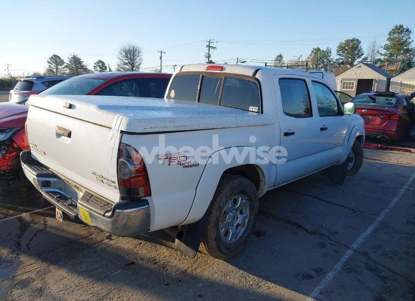 Photo 4 of 2010 Toyota Tacoma PRERUNNER V6 (VIN 3TMJU4GN4AM100621)