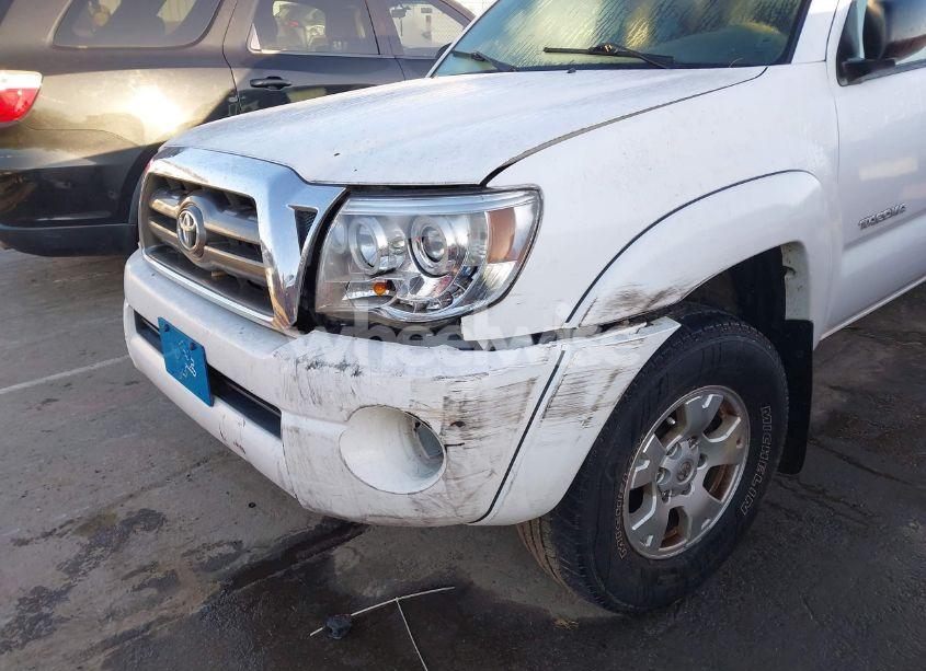 Photo 6 of 2010 Toyota Tacoma PRERUNNER V6 (VIN 3TMJU4GN4AM100621)