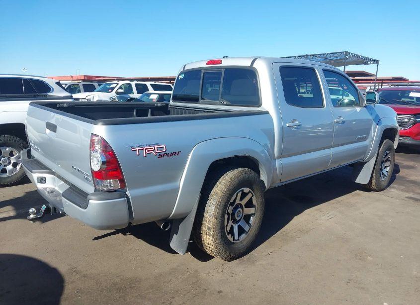 Photo 4 of 2011 Toyota Tacoma DOUBLE CAB PRERUNNER (VIN 3TMJU4GN4BM114293)
