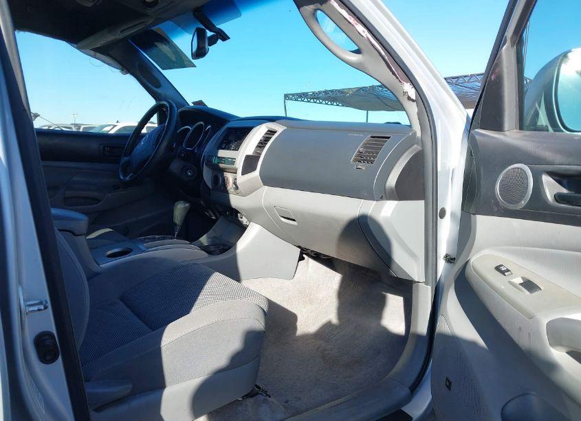 Photo 5 of 2011 Toyota Tacoma DOUBLE CAB PRERUNNER (VIN 3TMJU4GN4BM114293)