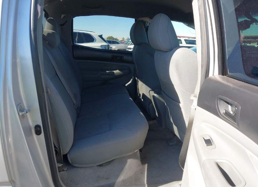 Photo 8 of 2011 Toyota Tacoma DOUBLE CAB PRERUNNER (VIN 3TMJU4GN4BM114293)