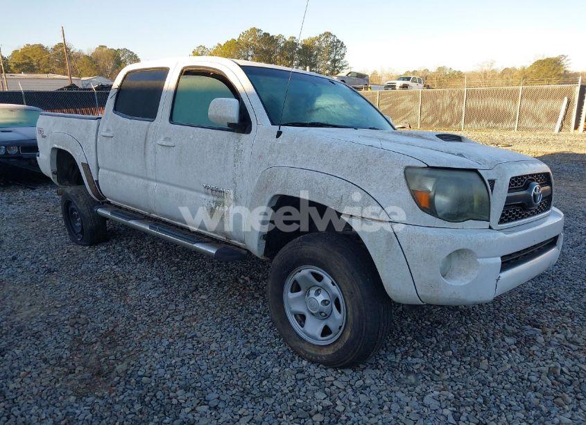 2011 Toyota Tacoma DOUBLE CAB PRERUNNER (VIN 3TMJU4GN4BM120871) main photo