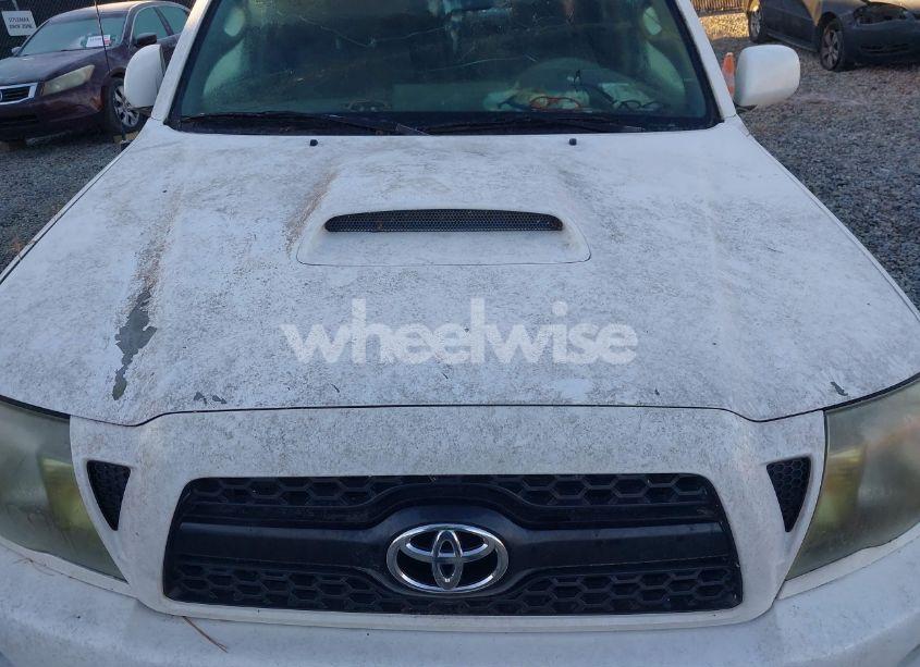 Photo 10 of 2011 Toyota Tacoma DOUBLE CAB PRERUNNER (VIN 3TMJU4GN4BM120871)