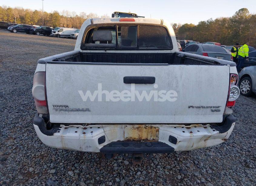 Photo 15 of 2011 Toyota Tacoma DOUBLE CAB PRERUNNER (VIN 3TMJU4GN4BM120871)