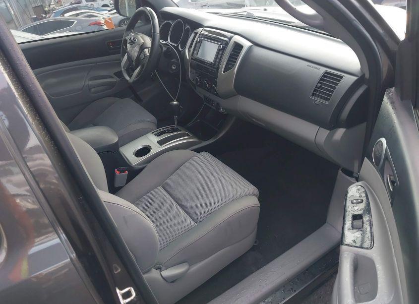 Photo 5 of 2014 Toyota Tacoma DOUBLE CAB PRERUNNER (VIN 3TMJU4GN4EM167029)