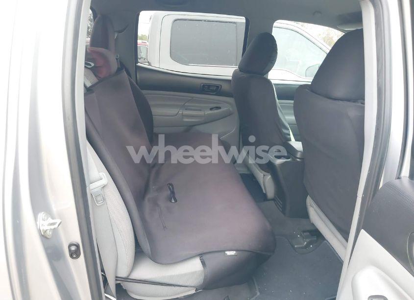 Photo 8 of 2014 Toyota Tacoma PRERUNNER V6 (VIN 3TMJU4GN4EM174336)