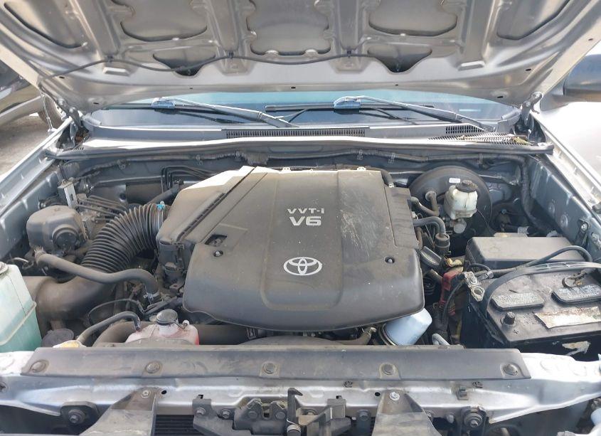 Photo 10 of 2015 Toyota Tacoma DOUBLE CAB PRERUNNER (VIN 3TMJU4GN4FM177920)