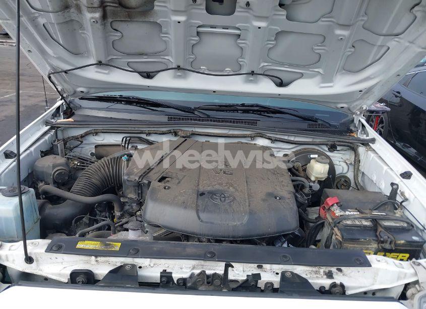 Photo 10 of 2015 Toyota Tacoma DOUBLE CAB PRERUNNER (VIN 3TMJU4GN4FM189663)