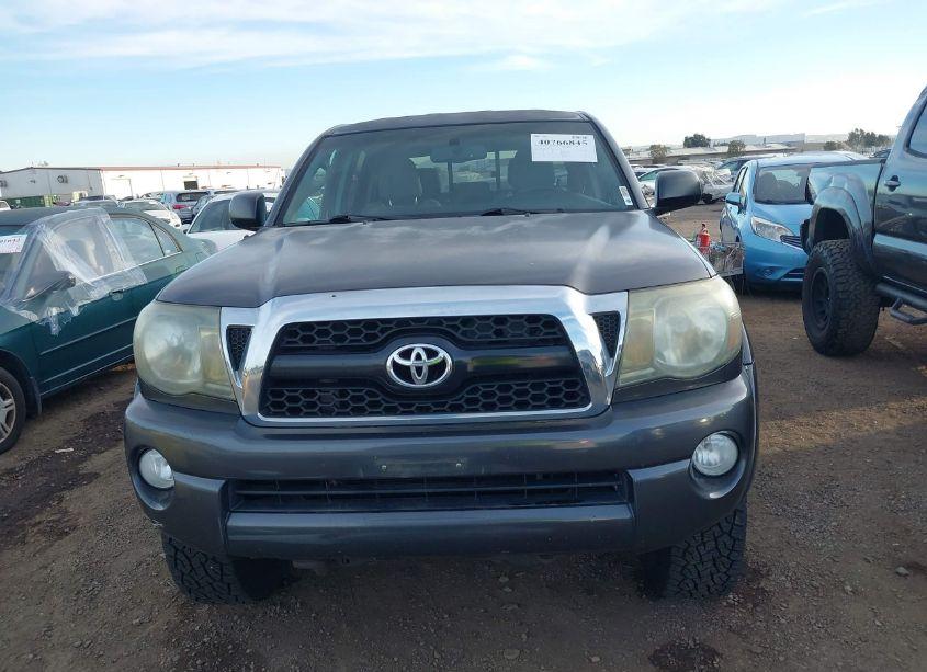 Photo 12 of 2011 Toyota Tacoma DOUBLE CAB PRERUNNER (VIN 3TMJU4GN5BM116389)