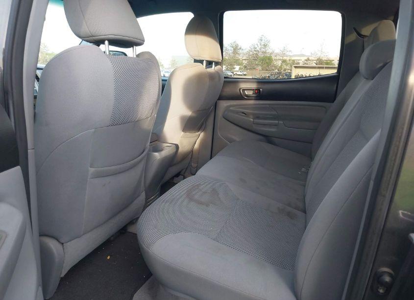 Photo 8 of 2011 Toyota Tacoma DOUBLE CAB PRERUNNER (VIN 3TMJU4GN5BM116389)