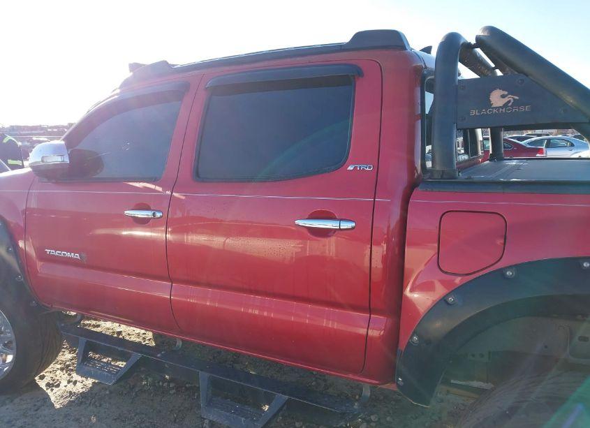 Photo 14 of 2014 Toyota Tacoma PRERUNNER V6 (VIN 3TMJU4GN5EM164088)