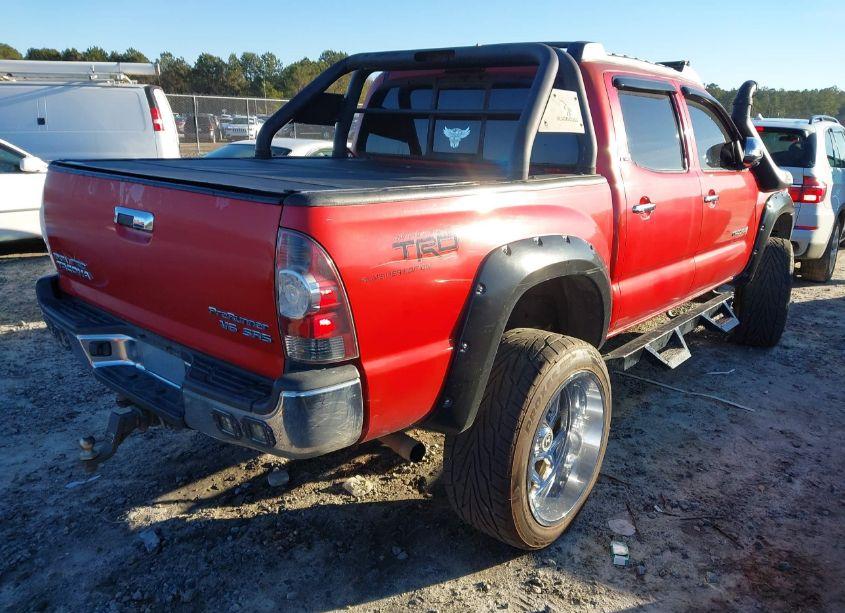 Photo 4 of 2014 Toyota Tacoma PRERUNNER V6 (VIN 3TMJU4GN5EM164088)