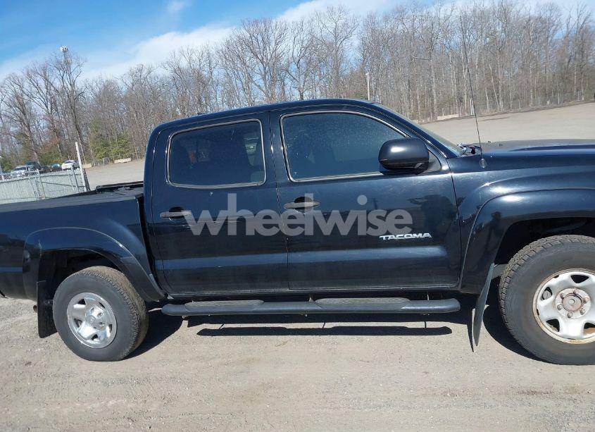 Photo 12 of 2015 Toyota Tacoma PRERUNNER V6 (VIN 3TMJU4GN5FM190644)