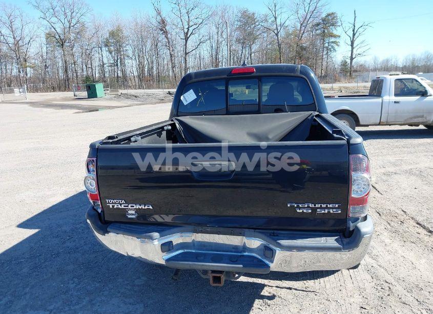 Photo 15 of 2015 Toyota Tacoma PRERUNNER V6 (VIN 3TMJU4GN5FM190644)
