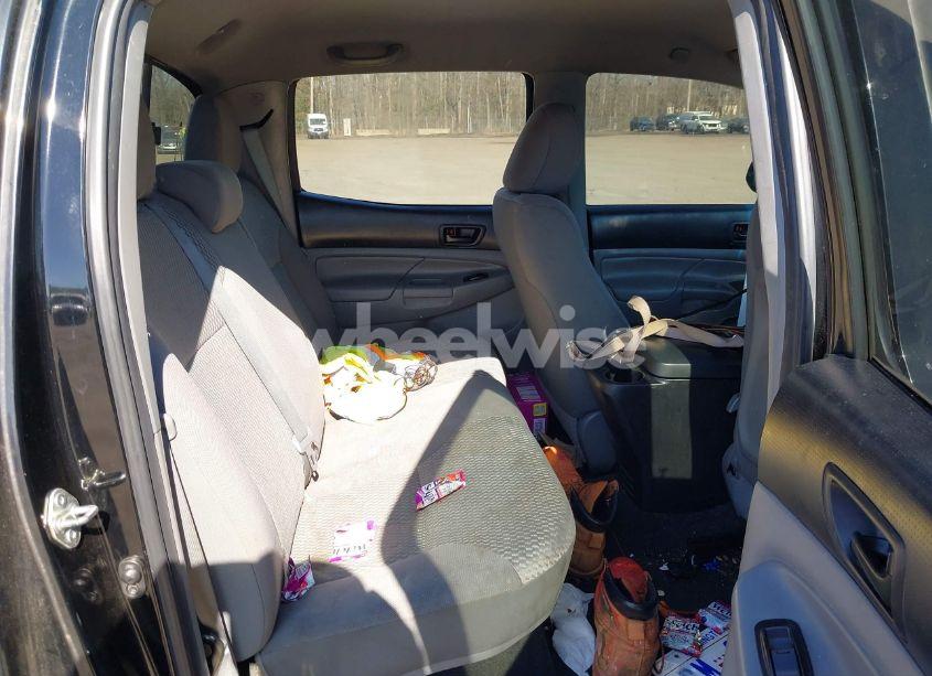 Photo 8 of 2015 Toyota Tacoma PRERUNNER V6 (VIN 3TMJU4GN5FM190644)