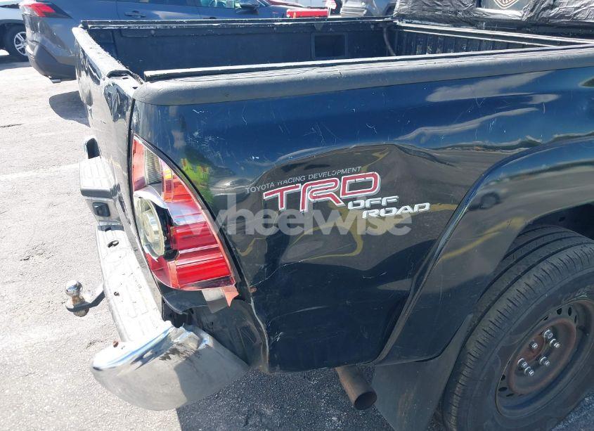 Photo 17 of 2010 Toyota Tacoma PRERUNNER V6 (VIN 3TMJU4GN6AM099990)