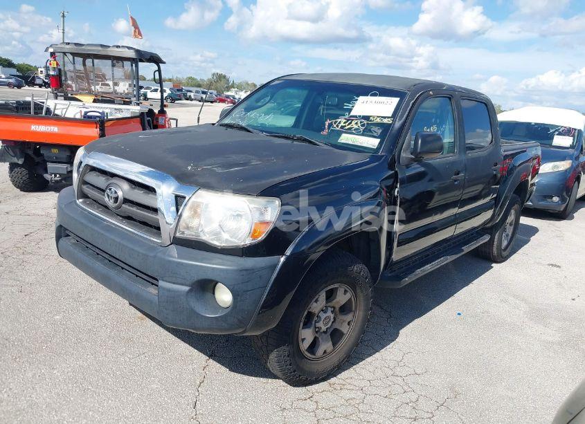Photo 2 of 2010 Toyota Tacoma PRERUNNER V6 (VIN 3TMJU4GN6AM099990)