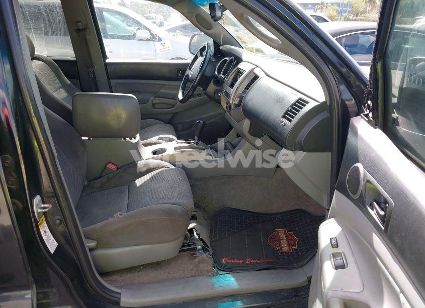 Photo 5 of 2010 Toyota Tacoma PRERUNNER V6 (VIN 3TMJU4GN6AM099990)