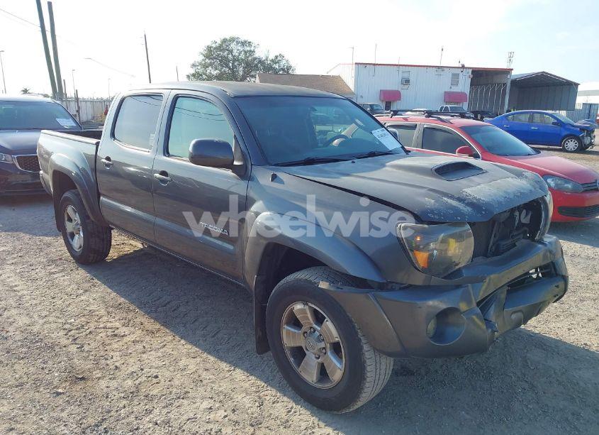 2011 Toyota Tacoma DOUBLE CAB PRERUNNER (VIN 3TMJU4GN6BM117602) main photo