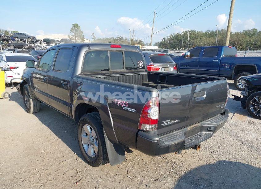 Photo 3 of 2011 Toyota Tacoma DOUBLE CAB PRERUNNER (VIN 3TMJU4GN6BM117602)