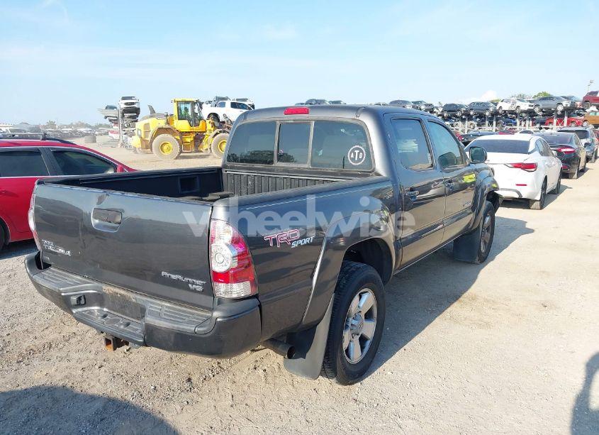 Photo 4 of 2011 Toyota Tacoma DOUBLE CAB PRERUNNER (VIN 3TMJU4GN6BM117602)