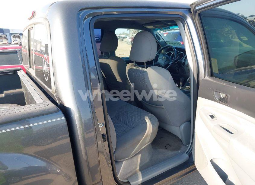 Photo 8 of 2011 Toyota Tacoma DOUBLE CAB PRERUNNER (VIN 3TMJU4GN6BM117602)