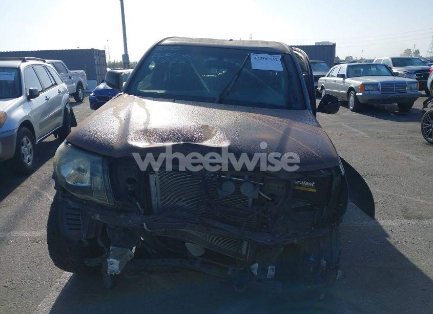 Photo 13 of 2011 Toyota Tacoma PRERUNNER V6 (VIN 3TMJU4GN7BM115809)