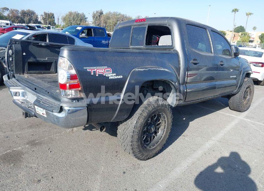 Photo 4 of 2011 Toyota Tacoma PRERUNNER V6 (VIN 3TMJU4GN7BM115809)