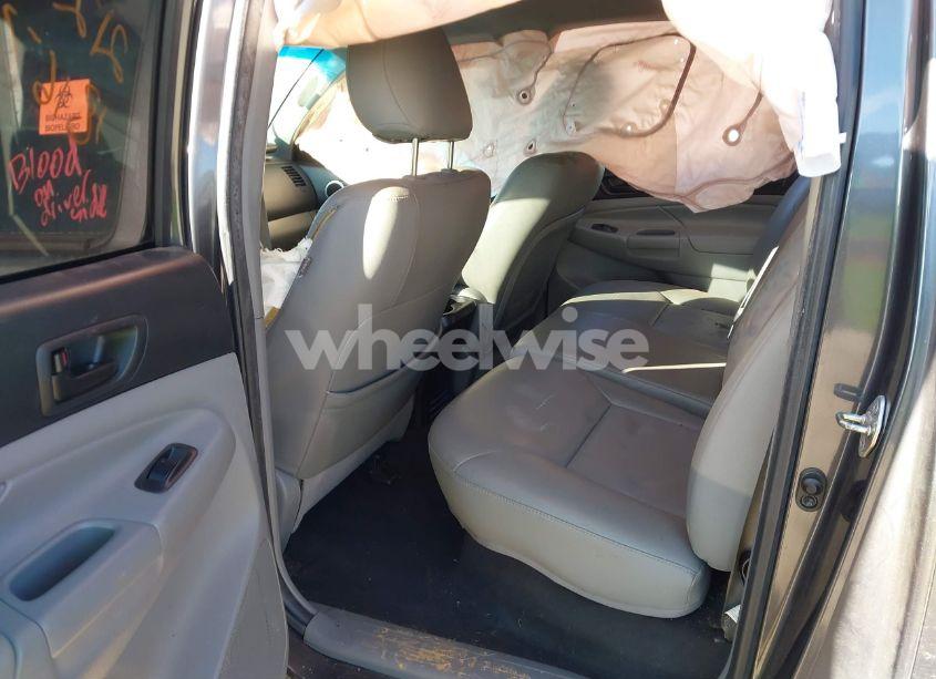 Photo 8 of 2015 Toyota Tacoma PRERUNNER V6 (VIN 3TMJU4GN7FM181671)