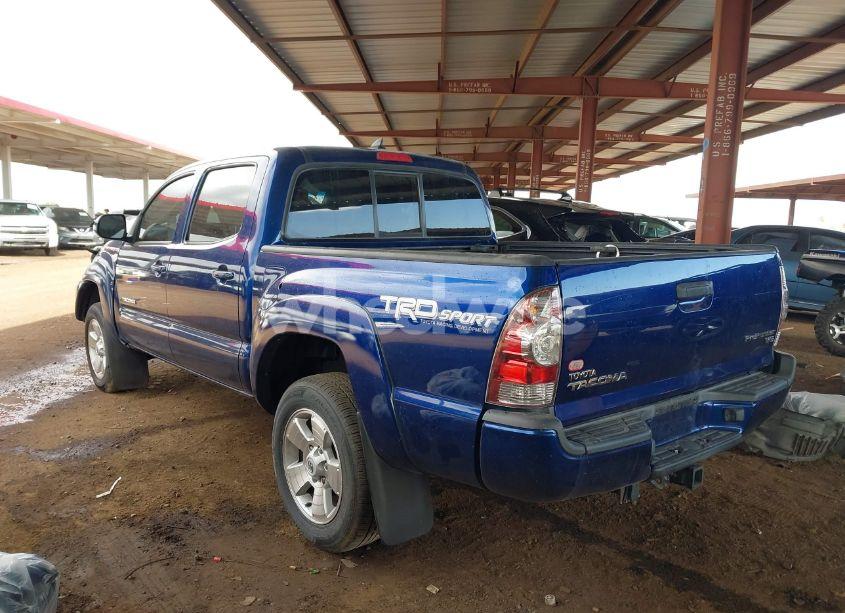 Photo 3 of 2015 Toyota Tacoma PRERUNNER V6 (VIN 3TMJU4GN7FM185204)