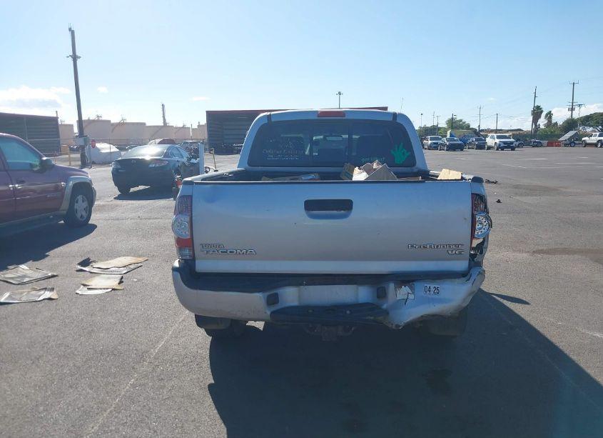 Photo 16 of 2011 Toyota Tacoma PRERUNNER V6 (VIN 3TMJU4GN8BM113583)