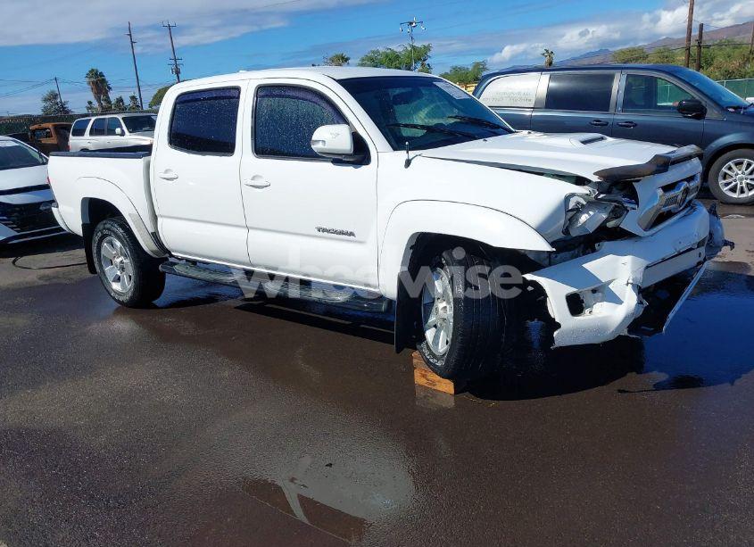 2013 Toyota Tacoma PRERUNNER V6 (VIN 3TMJU4GN8DM141323) main photo