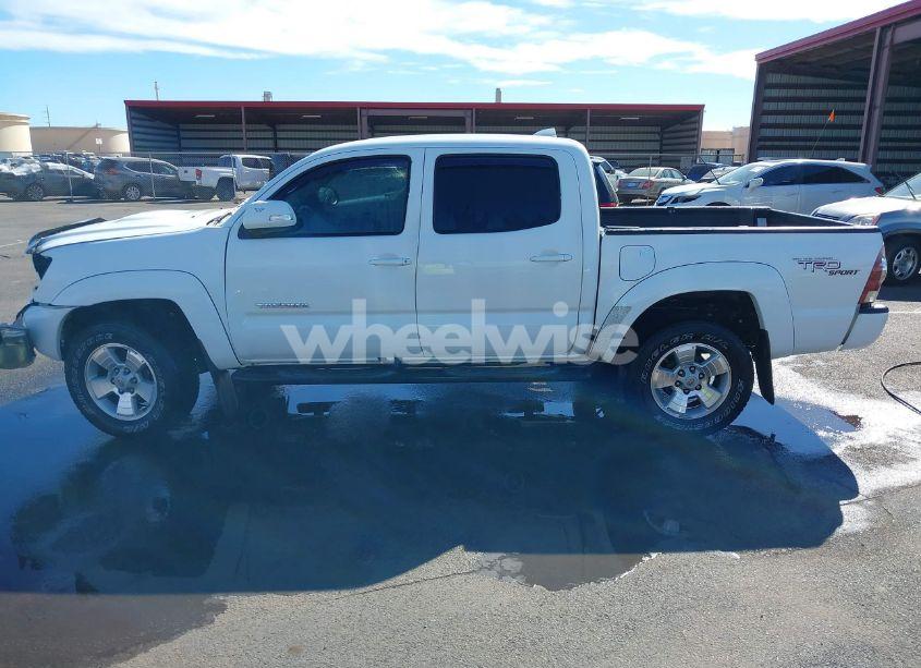 Photo 14 of 2013 Toyota Tacoma PRERUNNER V6 (VIN 3TMJU4GN8DM141323)