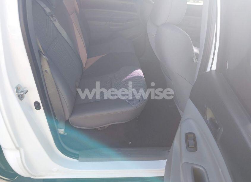 Photo 8 of 2013 Toyota Tacoma PRERUNNER V6 (VIN 3TMJU4GN8DM141323)