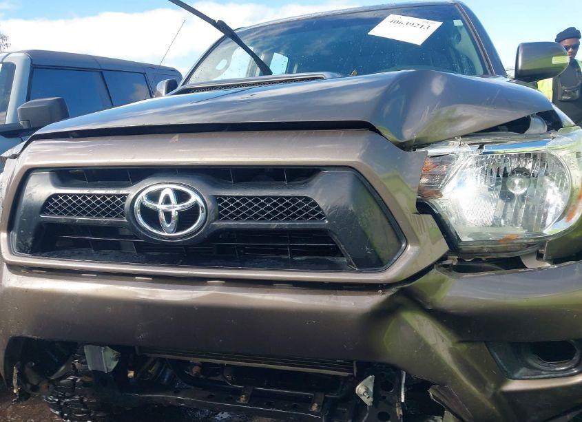 Photo 12 of 2014 Toyota Tacoma DOUBLE CAB PRERUNNER (VIN 3TMJU4GN8EM159600)