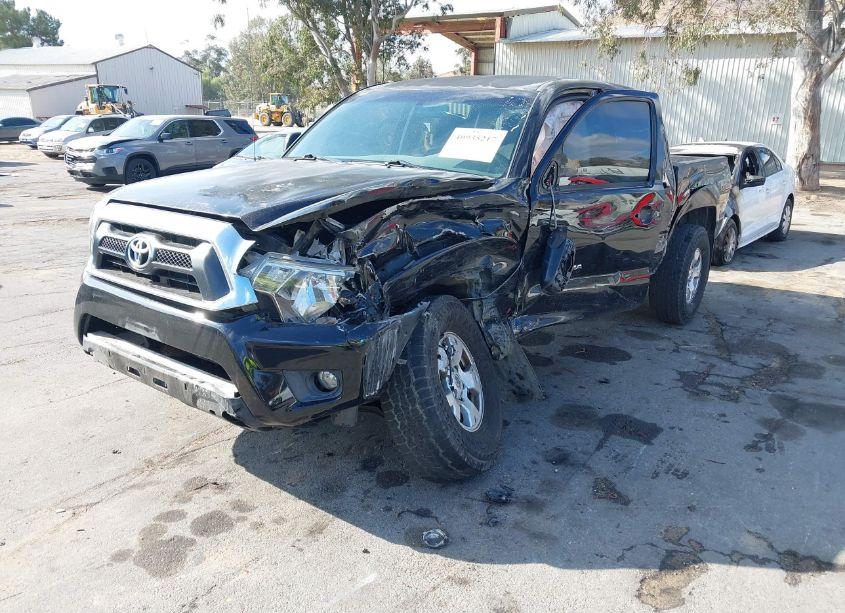 Photo 2 of 2015 Toyota Tacoma DOUBLE CAB PRERUNNER (VIN 3TMJU4GN8FM188788)