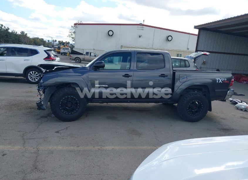 Photo 15 of 2011 Toyota Tacoma DOUBLE CAB PRERUNNER (VIN 3TMJU4GN9BM110241)