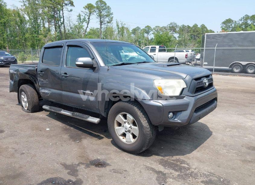 2014 Toyota Tacoma PRERUNNER V6 (VIN 3TMJU4GN9EM169536) main photo