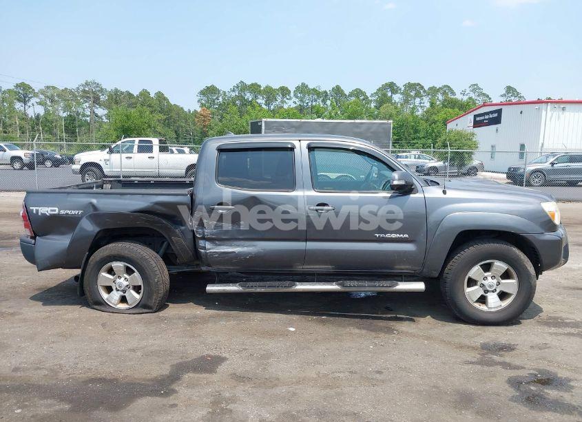 Photo 13 of 2014 Toyota Tacoma PRERUNNER V6 (VIN 3TMJU4GN9EM169536)
