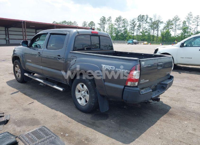 Photo 3 of 2014 Toyota Tacoma PRERUNNER V6 (VIN 3TMJU4GN9EM169536)