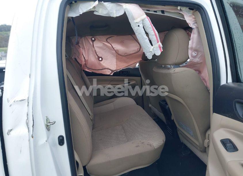 Photo 8 of 2015 Toyota Tacoma PRERUNNER V6 (VIN 3TMJU4GN9FM179727)