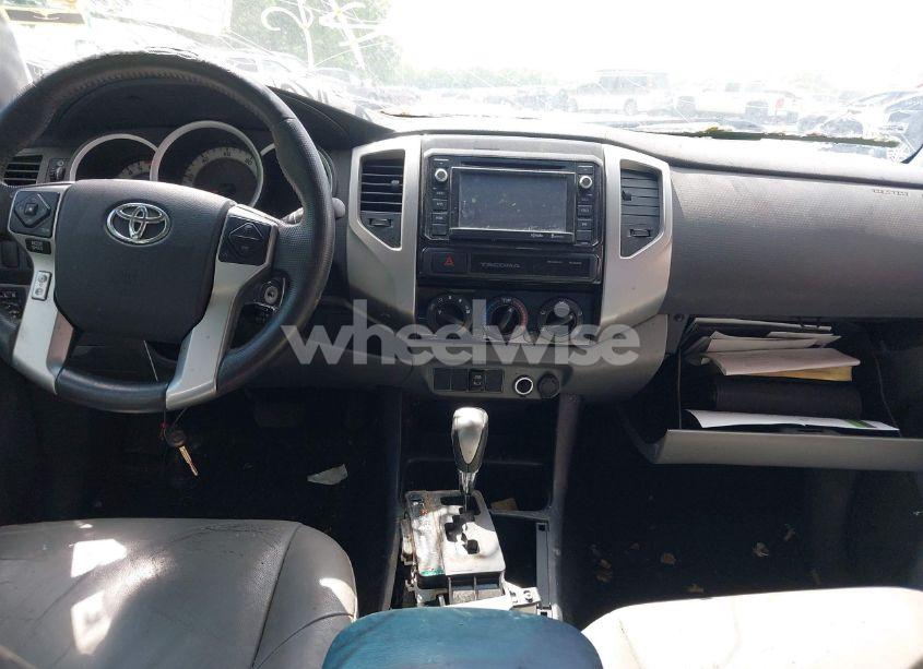 Photo 5 of 2015 Toyota Tacoma PRERUNNER V6 (VIN 3TMJU4GN9FM179890)