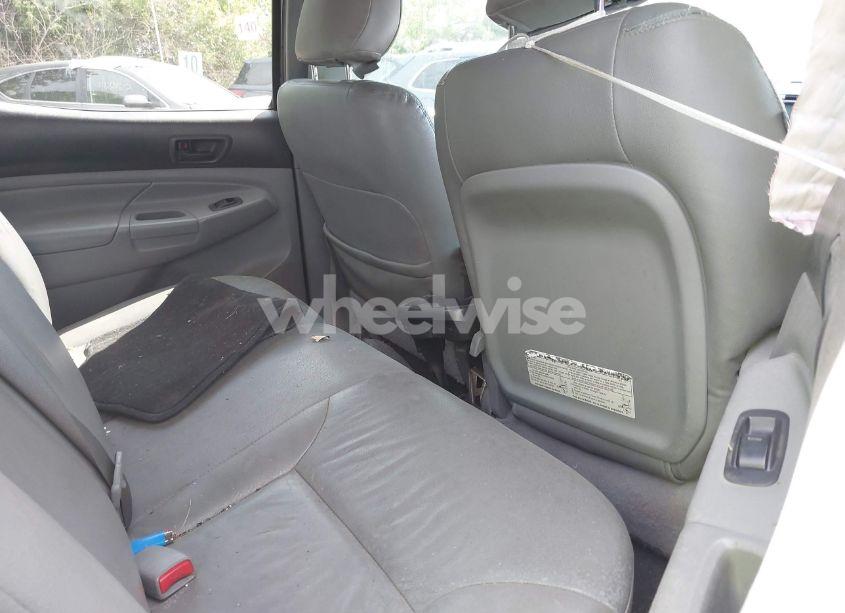 Photo 8 of 2015 Toyota Tacoma PRERUNNER V6 (VIN 3TMJU4GN9FM179890)