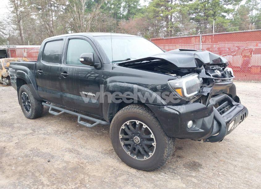 2015 Toyota Tacoma DOUBLE CAB PRERUNNER (VIN 3TMJU4GN9FM182367) main photo