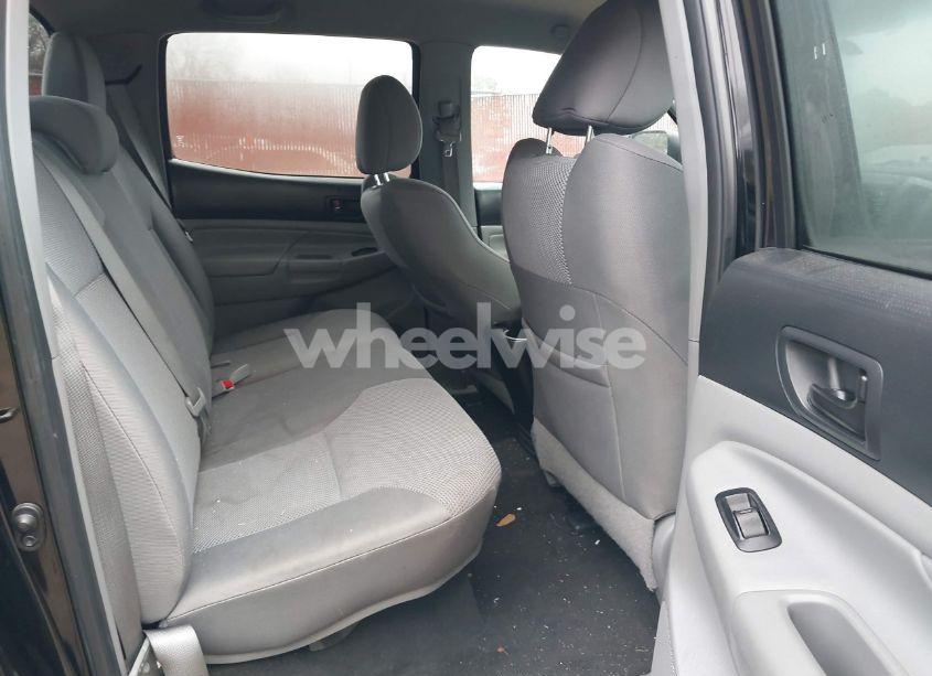 Photo 8 of 2015 Toyota Tacoma DOUBLE CAB PRERUNNER (VIN 3TMJU4GN9FM182367)