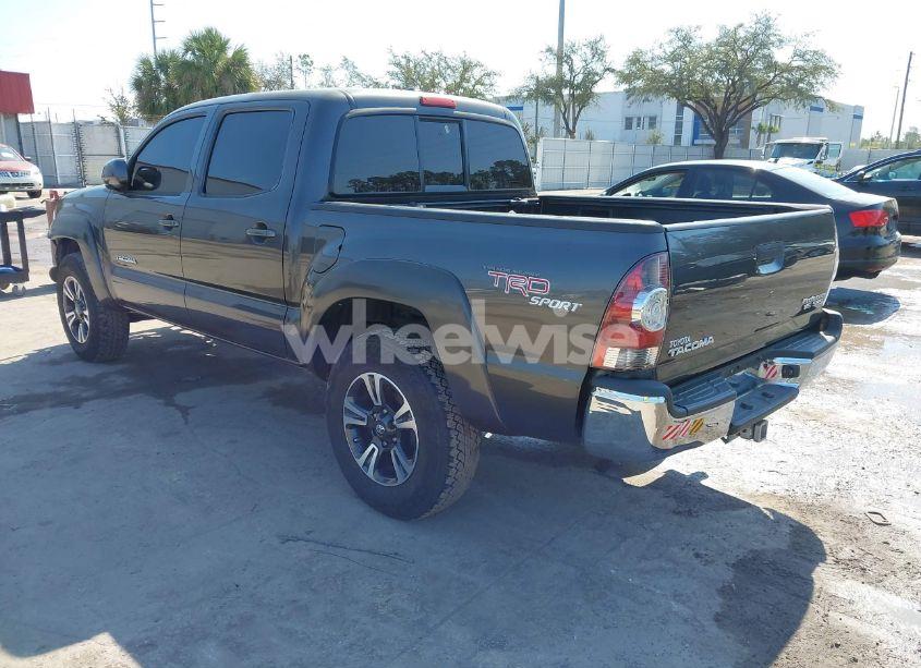 Photo 3 of 2010 Toyota Tacoma DOUBLE CAB PRERUNNER (VIN 3TMJU4GNXAM099667)